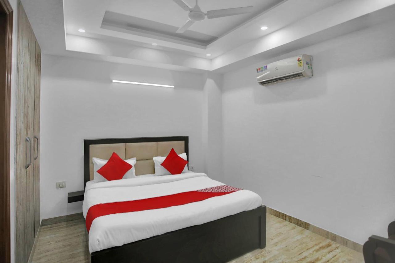 Oyo 82100 Golden Residency Noida Zewnętrze zdjęcie